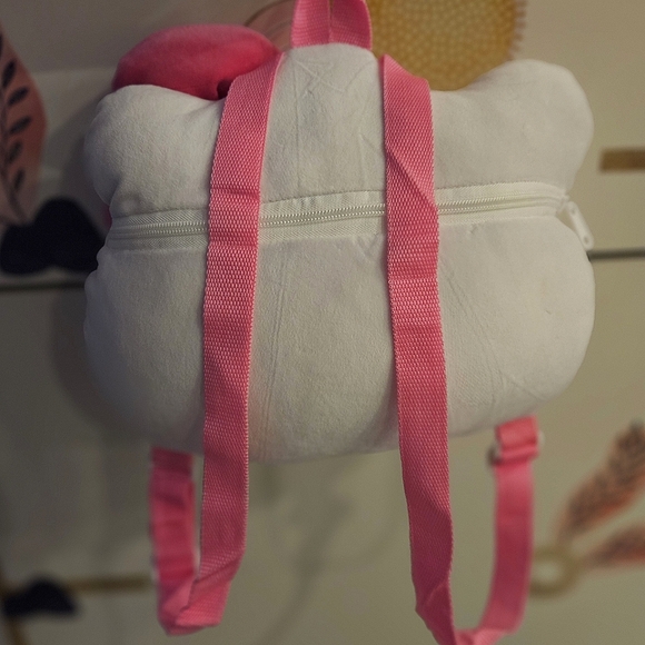 Hello Kitty Sanrio Soft Cloud Backpack🎀 - Picture 2 of 2